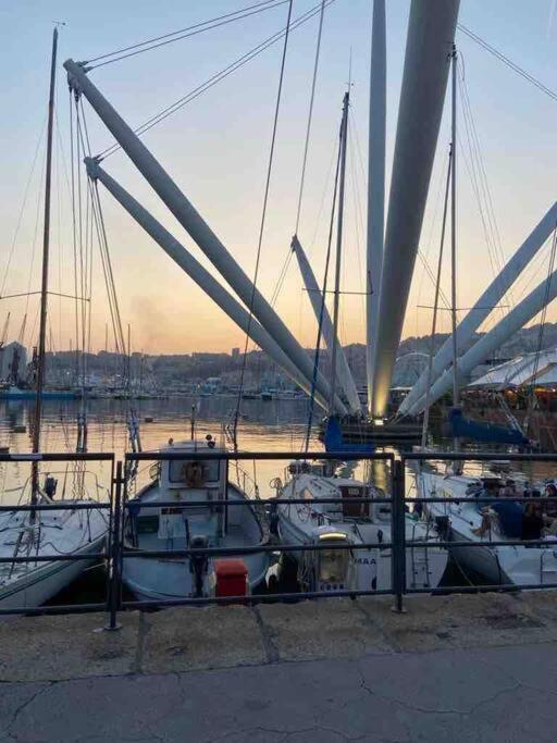 شقة La Finestra Sul Cielo Del Porto Antico Di Genova المظهر الخارجي الصورة