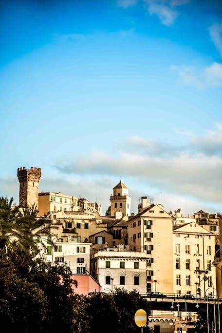 شقة La Finestra Sul Cielo Del Porto Antico Di Genova المظهر الخارجي الصورة